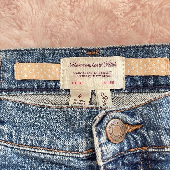 RARE VINTAGE Y2K Abercrombie & Fitch Denim Shorts Size 4 - Picture 4 of 8